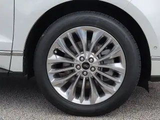 Ford Edge 2024 AWD Titanium 4 puertas SUV
