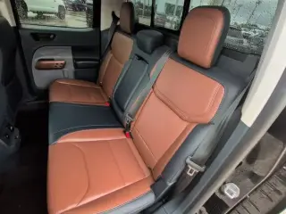 Ford Maverick 2023 Lariat 4 puertas SuperCrew con caja de 4.5 pies