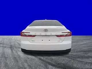 Toyota Camry 2025 LE 4 puertas Sedan
