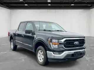 Ford F-150 2023 4x4 XLT 4 puertas SuperCrew 5.5 pies. SB