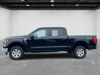 Ford F-150 2023 4x4 XLT 4 puertas SuperCrew 5.5 pies. SB