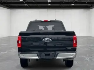 Ford F-150 2023 4x4 XLT 4 puertas SuperCrew 5.5 pies. SB