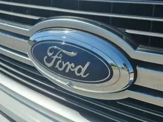Ford F-150 2021 4x4 Limited 4 puertas SuperCrew 5.5 pies. SB