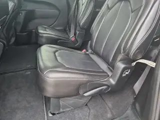 Chrysler Pacifica 2025 Select 4 puertas Minivan