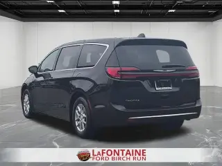 Chrysler Pacifica 2025 Select 4 puertas Minivan