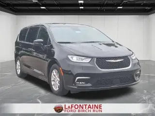 Chrysler Pacifica 2025 Select 4 puertas Minivan