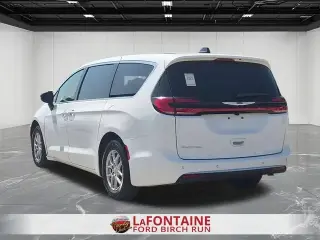 Chrysler Pacifica 2026 Select 4 puertas Minivan