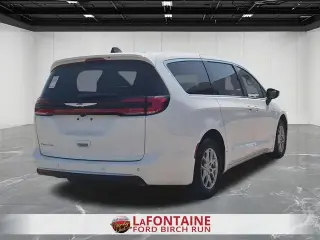 Chrysler Pacifica 2026 Select 4 puertas Minivan