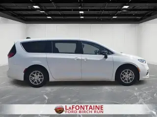 Chrysler Pacifica 2026 Select 4 puertas Minivan