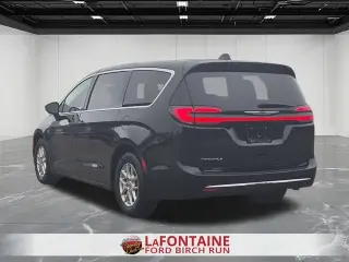 Chrysler Pacifica 2025 Select 4 puertas Minivan