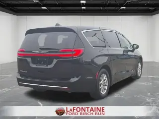 Chrysler Pacifica 2025 Select 4 puertas Minivan