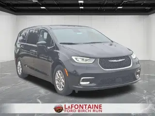Chrysler Pacifica 2025 Select 4 puertas Minivan