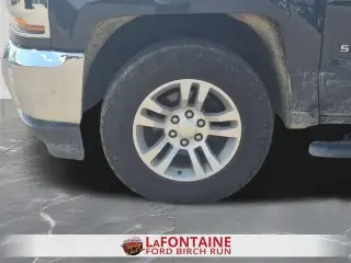 Chevrolet Silverado 1500 LD 2019 4x4 LT 4 puertas Double Cab 6.5 pies SB