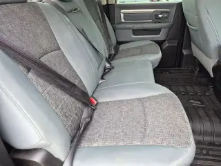 Ram 2500 2018 4x4 SLT Cabina Crew 4 puertas 6.3 ft. Caja corta Pickup