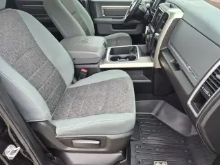 Ram 2500 2018 4x4 SLT Cabina Crew 4 puertas 6.3 ft. Caja corta Pickup