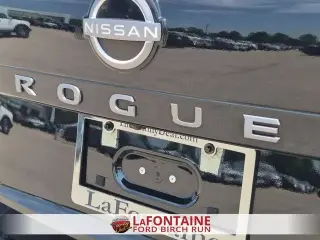 Nissan Rogue 2025 SV 4 puertas Crossover