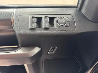 Ford F-150 2019 4x4 XLT 4 puertas SuperCrew 5.5 pies. SB