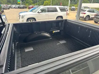 Ford F-150 2019 4x4 XLT 4 puertas SuperCrew 5.5 pies. SB