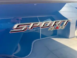 Ford F-150 2023 4x4 XLT 4 puertas SuperCrew 5.5 pies. SB