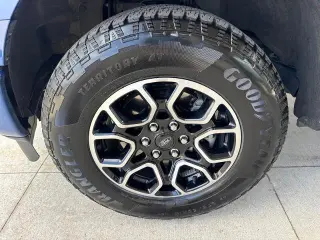 Ford F-150 2023 4x4 XLT 4 puertas SuperCrew 5.5 pies. SB