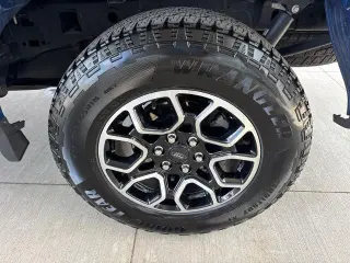 Ford F-150 2023 4x4 XLT 4 puertas SuperCrew 5.5 pies. SB