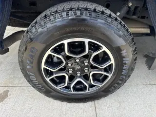 Ford F-150 2023 4x4 XLT 4 puertas SuperCrew 5.5 pies. SB