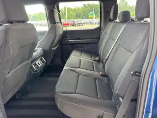 Ford F-150 2023 4x4 XLT 4 puertas SuperCrew 5.5 pies. SB