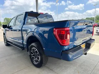 Ford F-150 2023 4x4 XLT 4 puertas SuperCrew 5.5 pies. SB