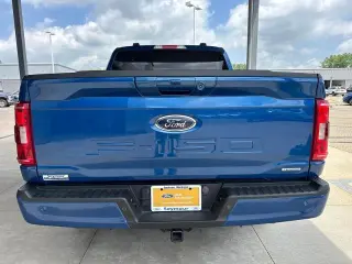 Ford F-150 2023 4x4 XLT 4 puertas SuperCrew 5.5 pies. SB