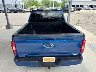 Ford F-150 2023 4x4 XLT 4 puertas SuperCrew 5.5 pies. SB