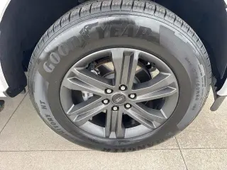 Ford F-150 2023 4x4 XLT 4 puertas SuperCrew 5.5 pies. SB
