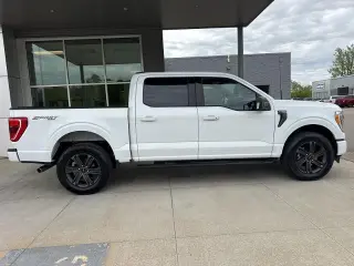 Ford F-150 2023 4x4 XLT 4 puertas SuperCrew 5.5 pies. SB