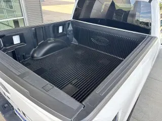 Ford F-150 2023 4x4 XLT 4 puertas SuperCrew 6.5 pies. SB