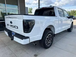 Ford F-150 2023 4x4 XLT 4 puertas SuperCrew 6.5 pies. SB