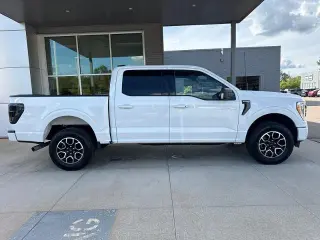 Ford F-150 2023 4x4 XLT 4 puertas SuperCrew 6.5 pies. SB