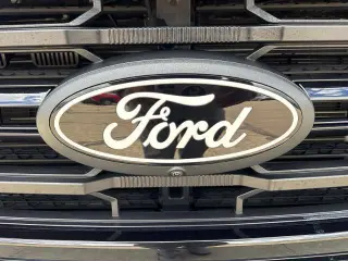 Ford F-150 2024 4x4 XLT 4 puertas SuperCrew 5.5 pies SB