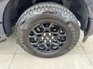 Ford F-150 2024 4x4 XLT 4 puertas SuperCrew 5.5 pies SB
