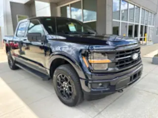 Ford F-150 2024 4x4 XLT 4 puertas SuperCrew 5.5 pies SB