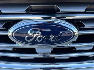 Ford Edge 2024 AWD Titanium 4 puertas SUV