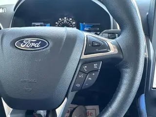 Ford Edge 2024 AWD Titanium 4 puertas SUV