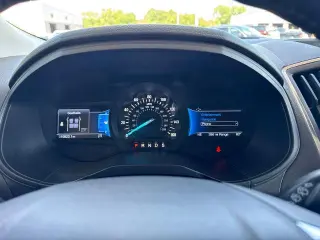 Ford Edge 2024 AWD Titanium 4 puertas SUV