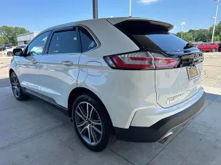 Ford Edge 2024 AWD Titanium 4 puertas SUV