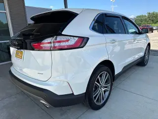 Ford Edge 2024 AWD Titanium 4 puertas SUV