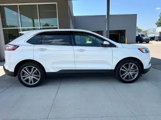 Ford Edge 2024 AWD Titanium 4 puertas SUV