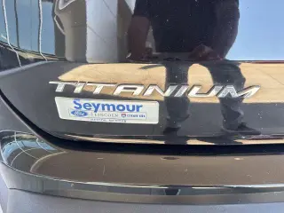 Ford Edge 2024 AWD Titanium 4 puertas SUV