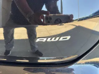 Ford Edge 2024 AWD Titanium 4 puertas SUV