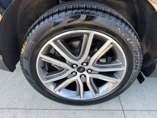 Ford Edge 2024 AWD Titanium 4 puertas SUV