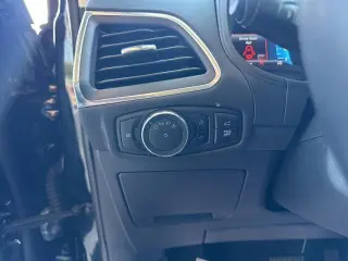 Ford Edge 2024 AWD Titanium 4 puertas SUV