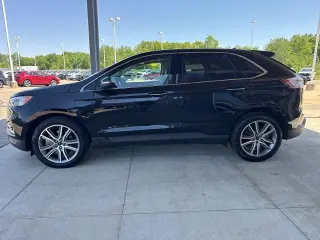Ford Edge 2024 AWD Titanium 4 puertas SUV