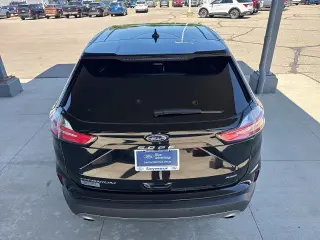 Ford Edge 2024 AWD Titanium 4 puertas SUV